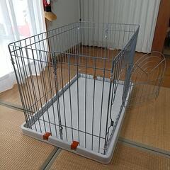 小型犬用ケージの画像