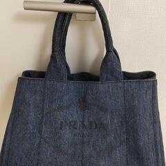 プラダカナパ バック