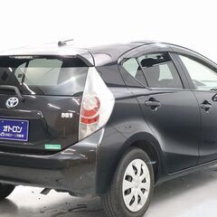 ハイブリッドで乗りやすさ◎不動の人気車🤩✨【トヨタ　アクア　Ｇ】の画像