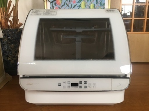 食洗機　アクア　ADW-GM1