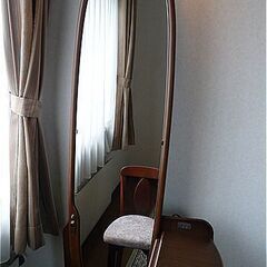ドレッサー　姿見ミラー　片袖収納　化粧台　照明付きの画像