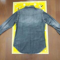 🌟美品　ユニクロ　黒デニムシャツの画像
