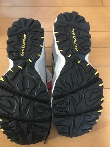 ニューバランス　703 新品