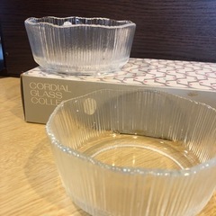 新品箱入りHOYAクリスタル２枚set♪