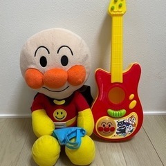 アンパンマン　ぬいぐるみとギター