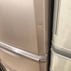 MITSUBISHIの3ﾄドア冷蔵庫(MR-C37E-P)のご紹介です MITSUBISHIの3ﾄﾞｱ冷蔵庫(MR-C37E-P)のご紹介です