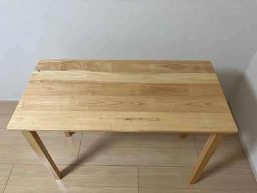 テーブル