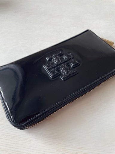 Tory Burch トリーバーチ 長財布 黒 ブラック エナメル