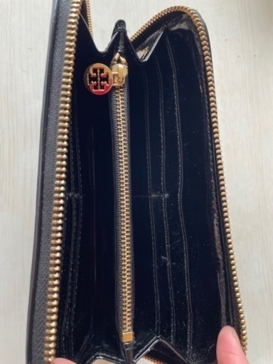 Tory Burch トリーバーチ 長財布 黒 ブラック エナメル