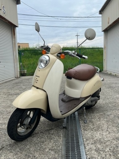 ホンダ　スクーピー　LEDライト　サイドスタンド付き