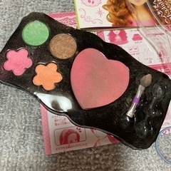 女の子　ヘアメイクアーティストメイクアッププラスの画像