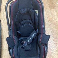 チャイルドシート　新生児〜1歳