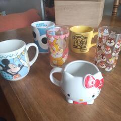 キティーちゃん他キャラクターカップ、グラス
