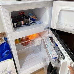 Hisense 2ドア冷蔵庫　3500円の画像