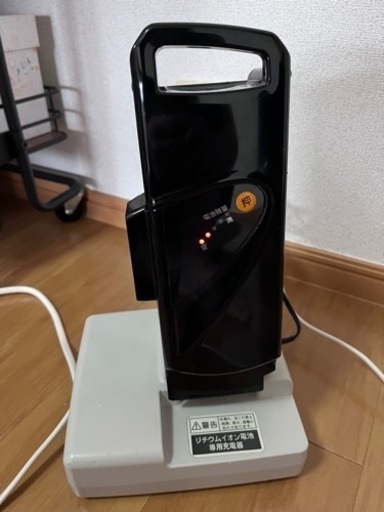 パナソニック　充電器　バッテリー