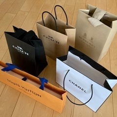 ブランド紙袋5点の画像