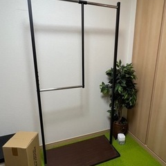 【値下げ中！】ハンガーラックの画像