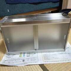 キッチン収納　ステンレスカウンター