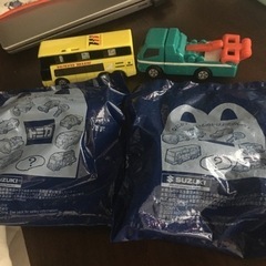 マクドナルドハッピーセットトミカ2点はとバス・レッカー車 未開封...