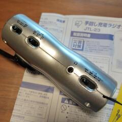 手回し充電ラジオ　ライトの画像
