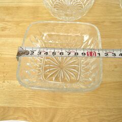 不揃いのお皿７個セットですの画像