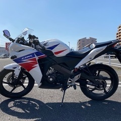 CBR125R 