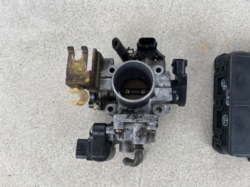 エブリィワゴンda64w スロットルボディー&コンピュータ