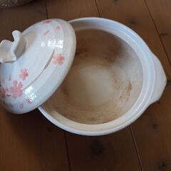 土鍋　直径18センチ　ＩＨ不可　ガス専用