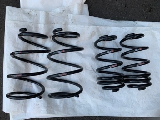 【取付工賃込み】80系ヴォクシー、ノア、エスクァイア 4WD用　RS⭐︎R Ti2000