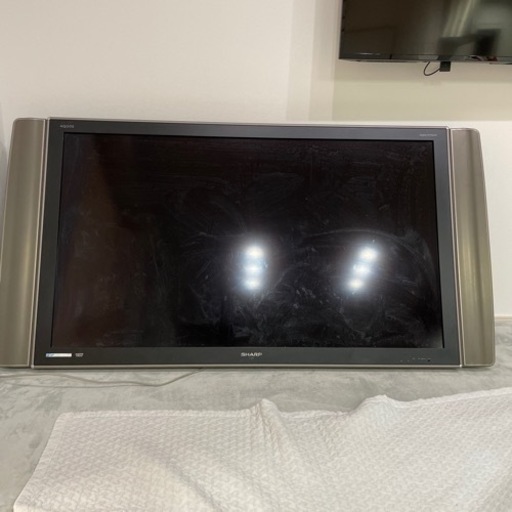 52型壁掛テレビ！