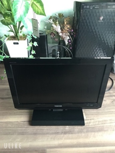 TOSHIBA REGZA 19型