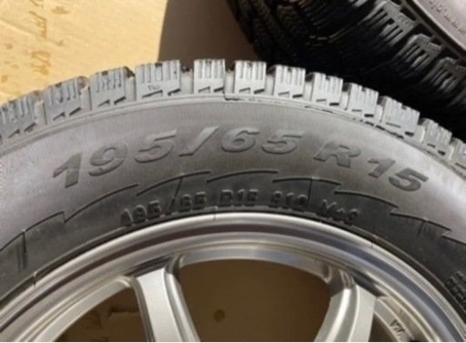 プリウス スタッドレスタイヤ 195/65R15