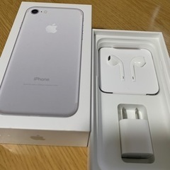 iPhone7 128GB 箱入り イヤホン未使用の画像