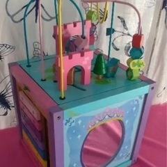 トイザらス　アクテビティボックス　プリンセス