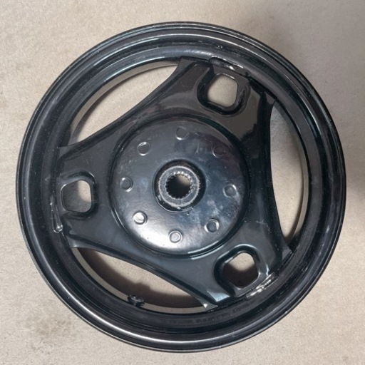 リアホイール   アドレスV100/V125