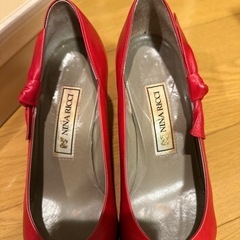 ニナリッチ　赤の画像