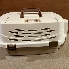小動物　ペットキャリーの画像