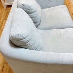 ベルメゾンのソファ（まだまだ綺麗で破れなしです）5/5に値引きしました。5000円→3000円→1500円の画像