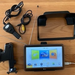 【取引中】フルセグ可 7インチポータブルナビの画像