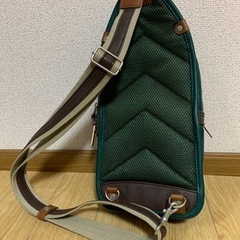【値下げしました！】Moustache(ムスタッシュ)  ボディバッグ・ワンショルダーの画像