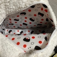 梅干しおにぎりのリュックの画像