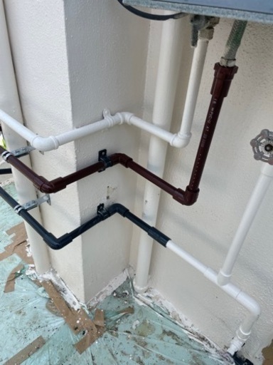 エアコン工事　水道工事　クーラー