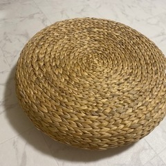IKEA ウォーターヒヤシンススツール　ラタンスツールの画像