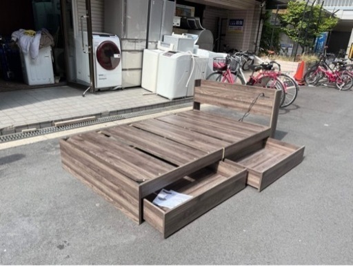 ? 大阪市内配達設置無料 ?セミダブルベッドマットレスセット引き出し??
