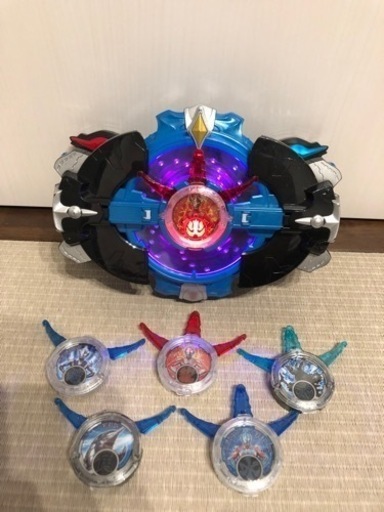 ウルトラマンルーブ　変身アイテム