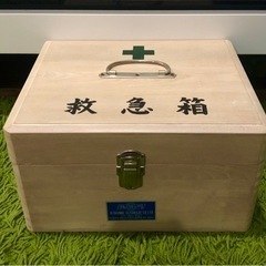 美品アンティーク木製救急箱♪