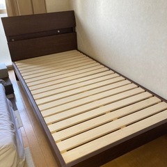 シングルベッド