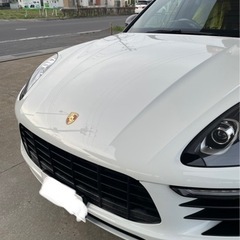PORSCHE マカン　白　パノラマルーフ