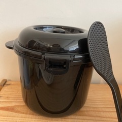 電子レンジ専用炊飯器　新品　ちびくろちゃんの画像