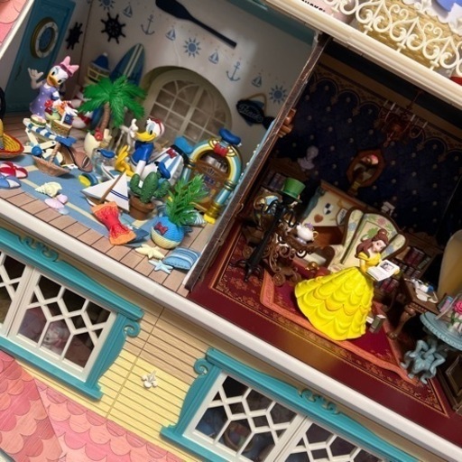 ディズニー　ドールハウス　完成品